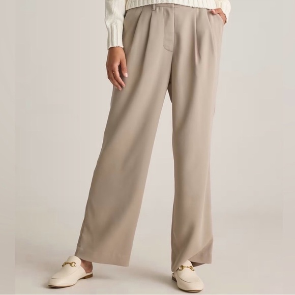 Quince Pants - Quince Stretch Crepe Pleated Wide Leg Pant in Sand Tall Inseam Size 8
